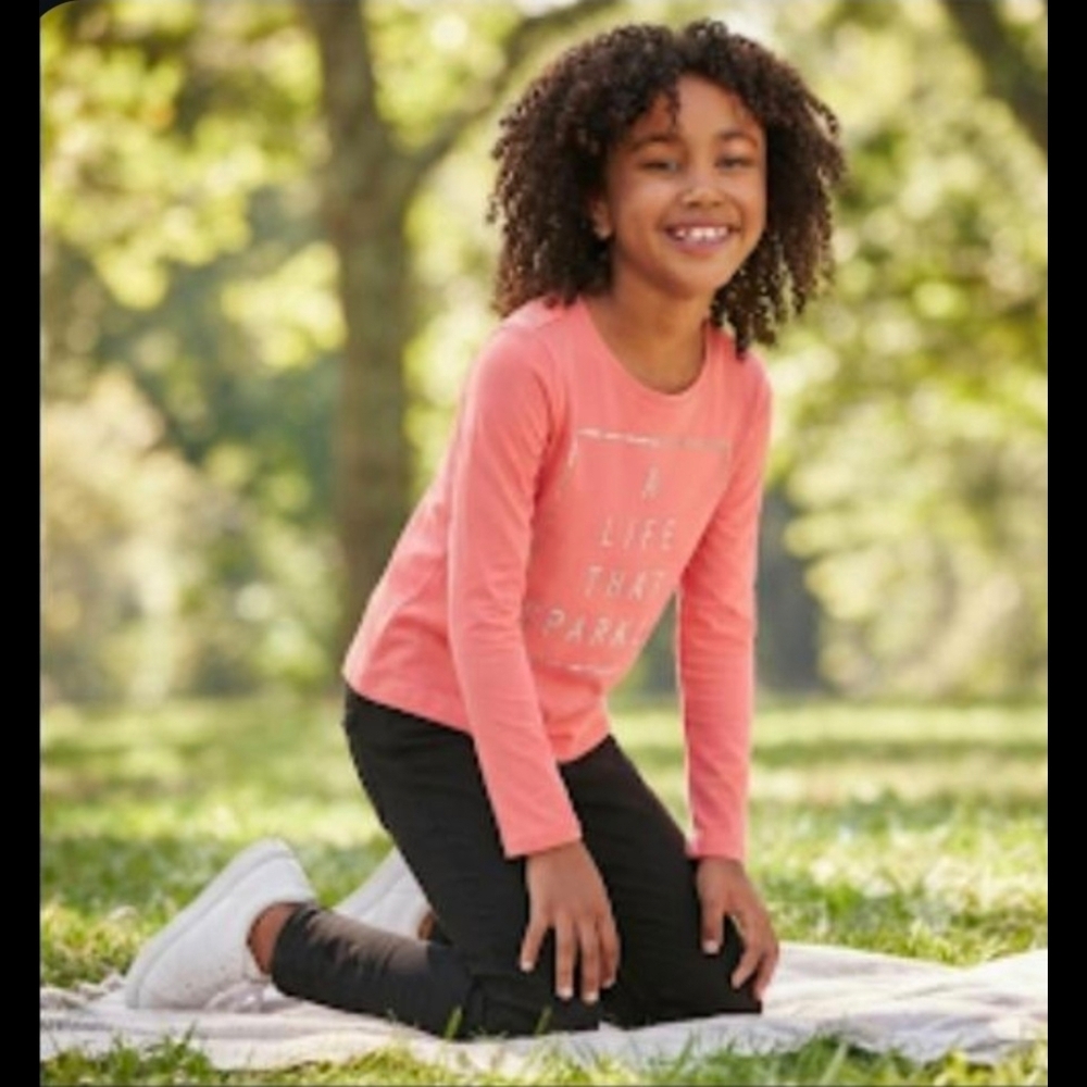 🆕️ LISTING!! OLD NAVY GIRLS LONG SLEEVE GRAPHIC TEE